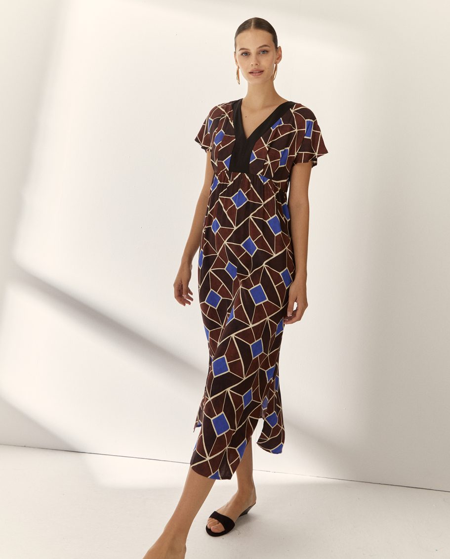 Vestido con estampado geométrico de la marca Paz Torras
